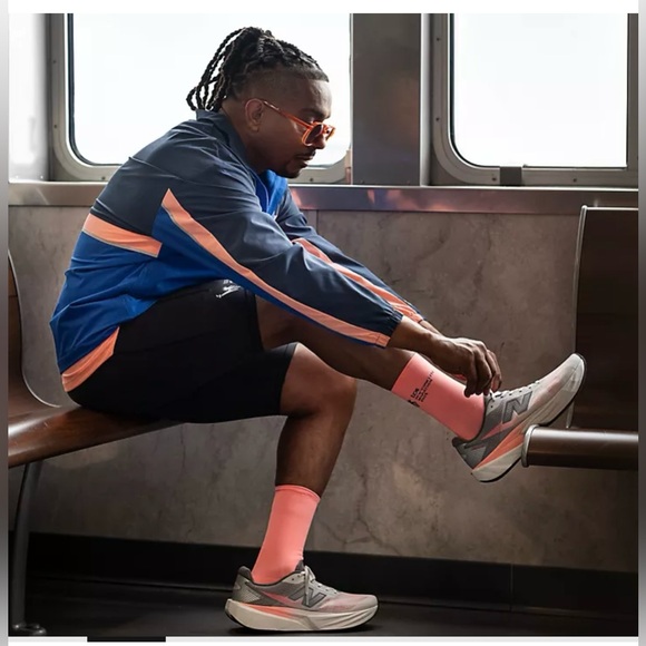 New Balance TCS NYC Marathon FuelCell Rebel v5 - Picture 6 of 13